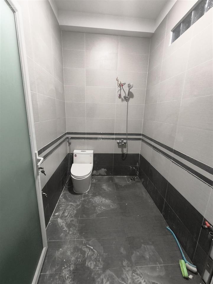 Cho thuê nhà 2pn sân oto  phường linh chiểu. thủ đức
