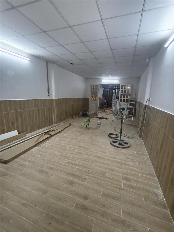 Cho thuê nhà 2pn sân oto  phường linh chiểu. thủ đức