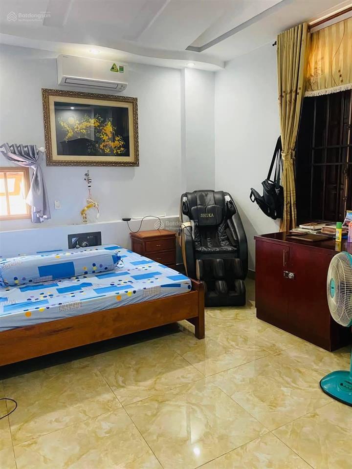Cho thuê biệt thự 5pn  đường 11 trường thọ  thủ đức