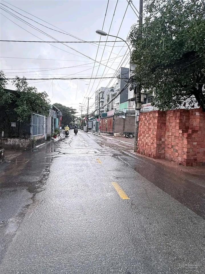 Cho thuê biệt thự 5pn  đường 11 trường thọ  thủ đức