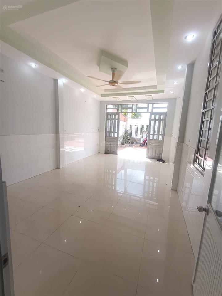 Cho thuê nhà 3pn sân oto  đường 160 tăng nhơn phú a. quận 9