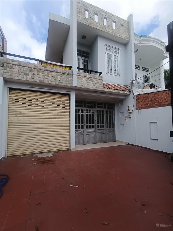 Cho thuê nhà 3pn sân oto  đường 160 tăng nhơn phú a. quận 9