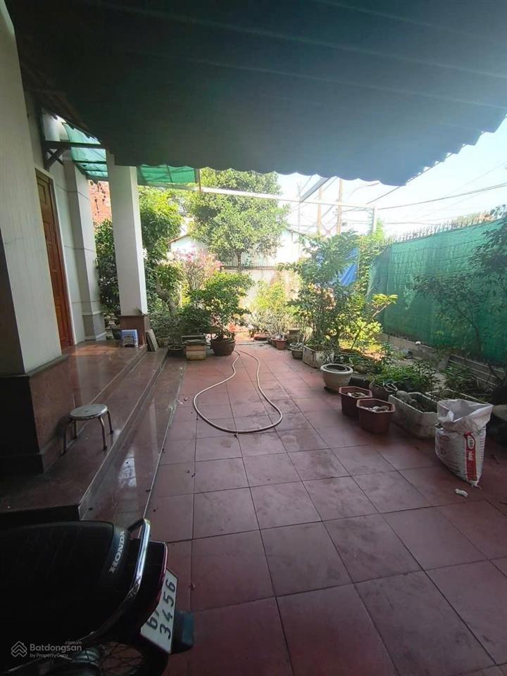 Cho thuê biệt thự sân vườn  quận 9