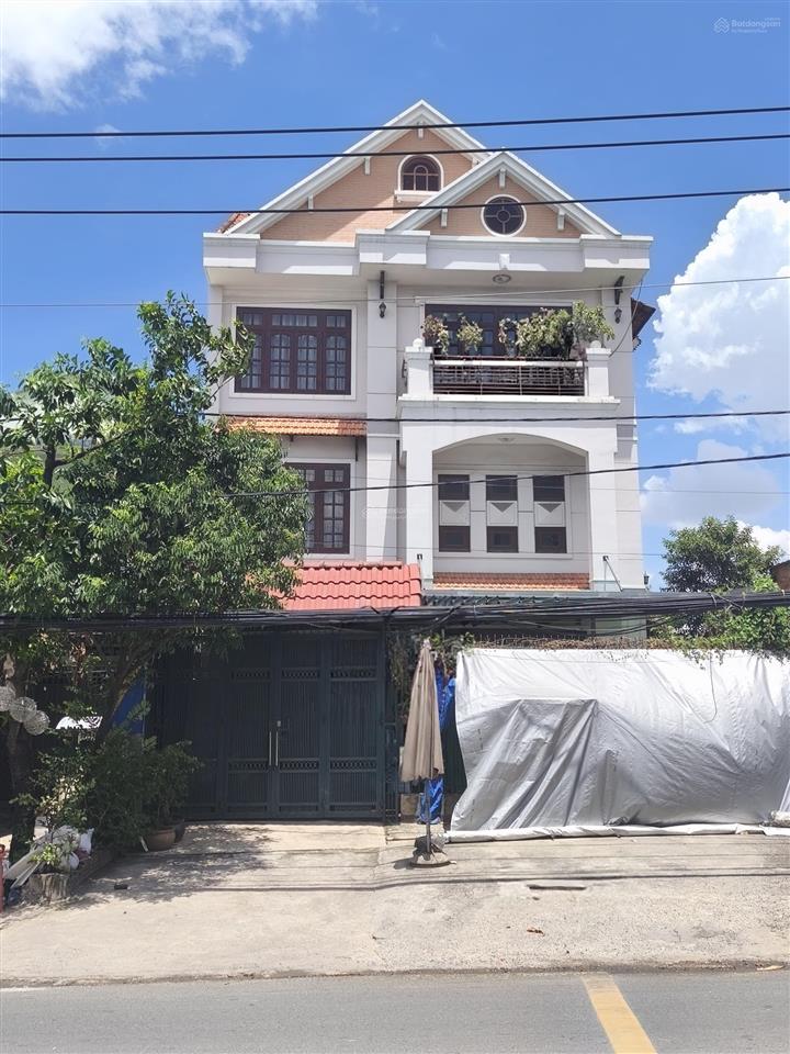 Cho thuê biệt thự sân vườn  quận 9