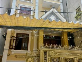 Cho thuê biệt thự  đường 5 linh chiểu (gần vincom thủ đức)