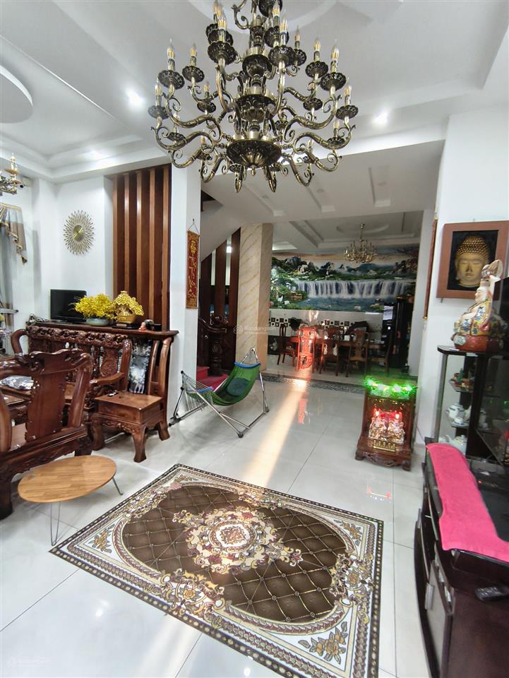 Cho thuê biệt thự  đường 5 linh chiểu (gần vincom thủ đức)