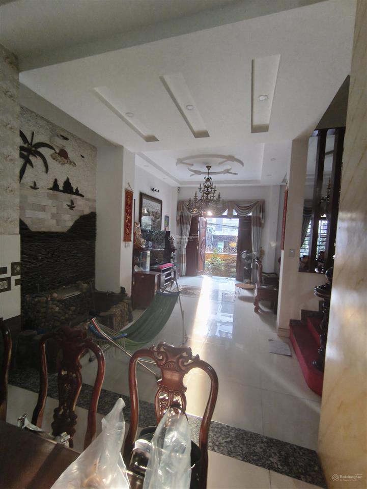 Cho thuê biệt thự  đường 5 linh chiểu (gần vincom thủ đức)