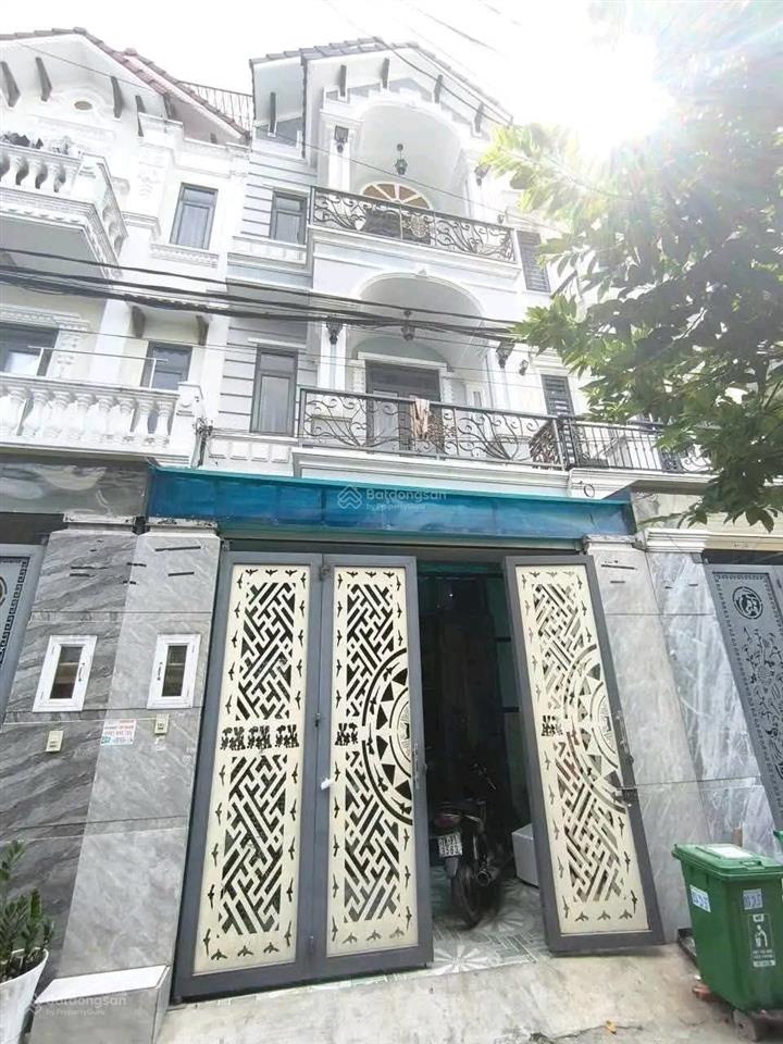 Cho thuê nhà 4pn. 3wc  đường lã xuân oai, quận 9