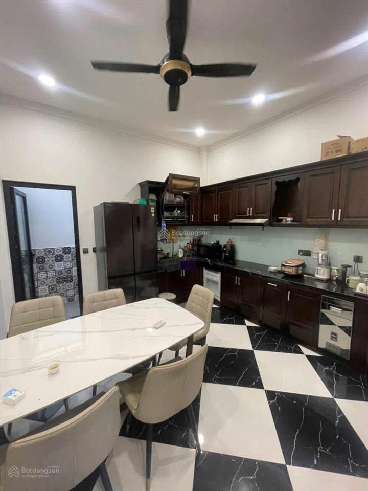 Cho thuê nhà 3pn full nội thất  bưng ông thoàn  quận 9