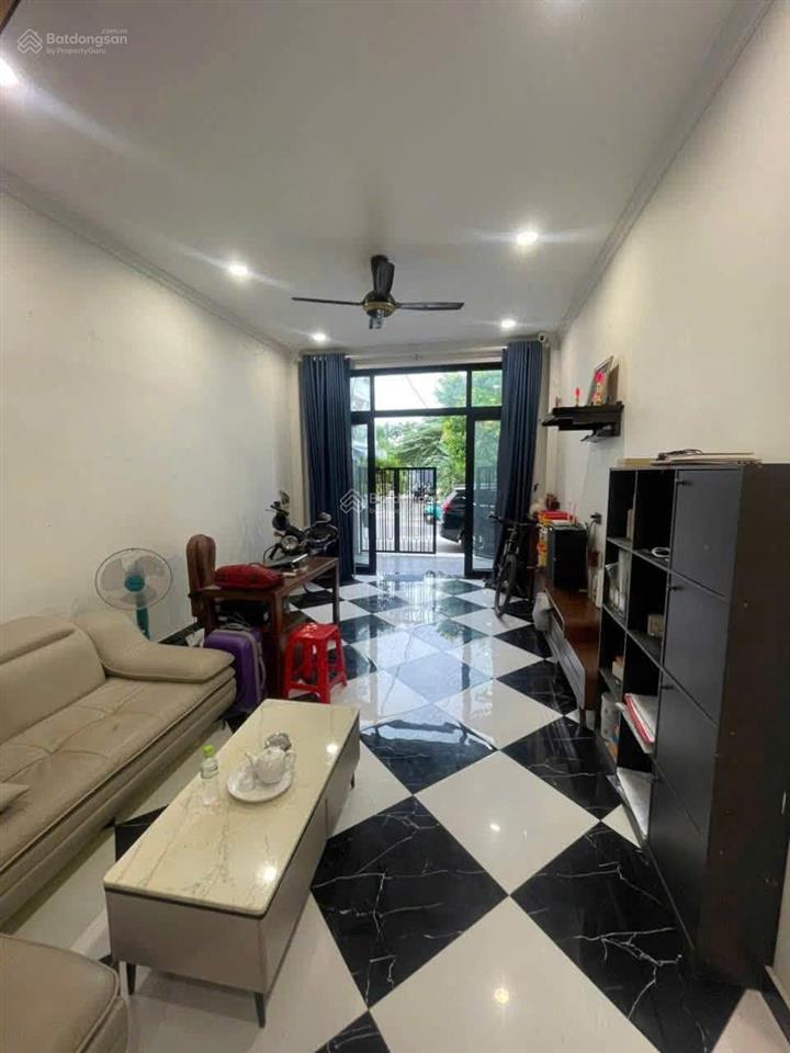Cho thuê nhà 3pn full nội thất  bưng ông thoàn  quận 9