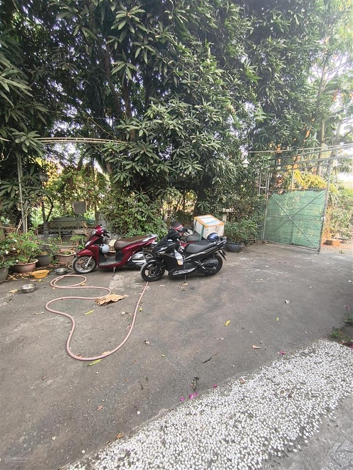 Biệt thự bắc rạch chiếc  phước long a  quận 9