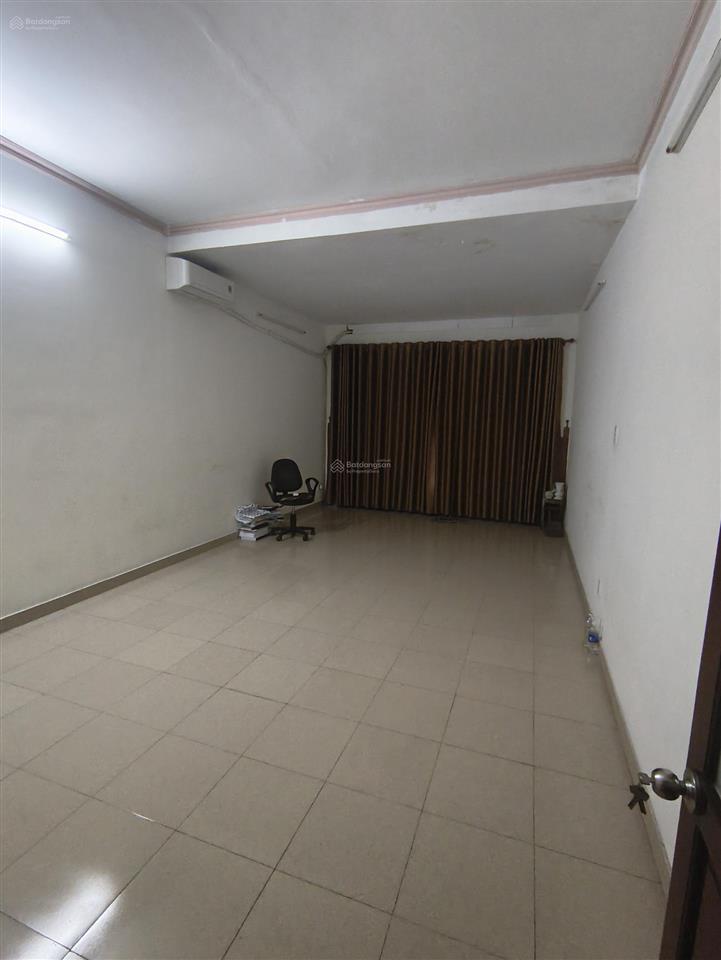 Cho thuê nhà 3 tầng 4pn  kdc himlam linh chiểu  thủ đức