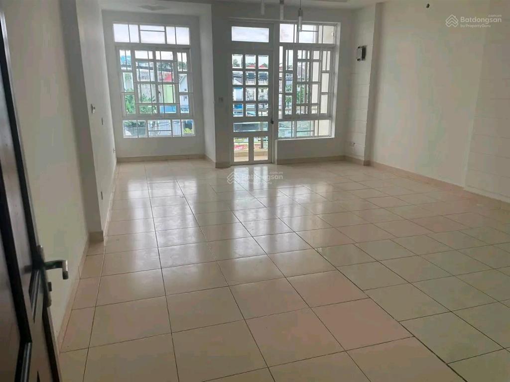 Cho thuê nhà 4 tầng đường man thiện  quận 9