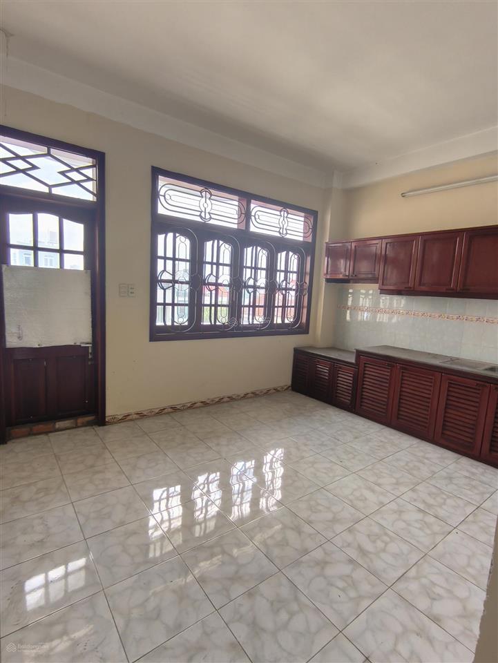 Nhà mặt tiền kinh doanh lê văn việt, quận 9