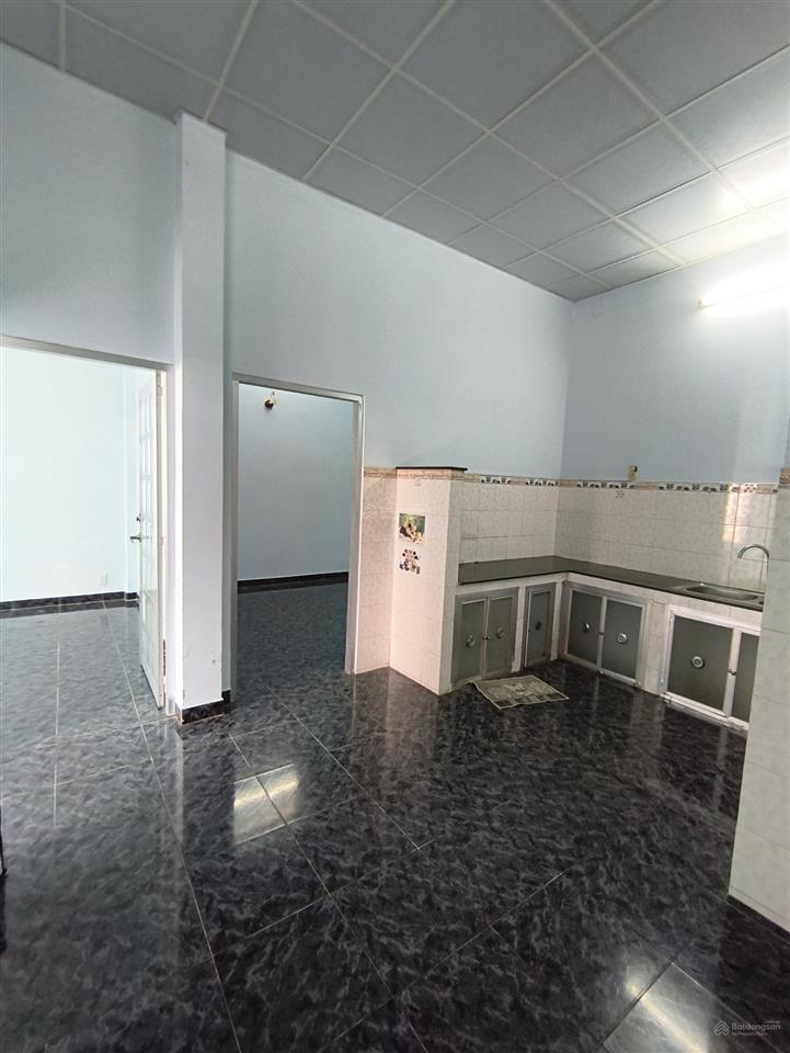 Nhà cấp 4 đường 429 lê văn việt  quận 9 cũ