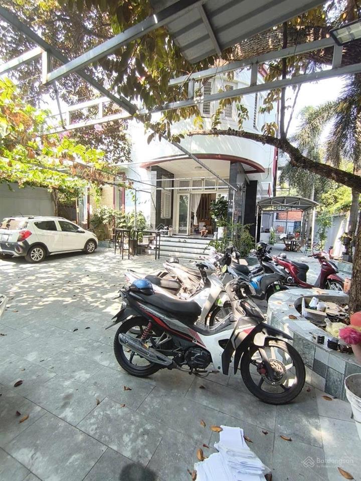 Biệt thự sân vườn 7pn  phường linh tây, thành phố thủ đức (sát phạm văn đồng)