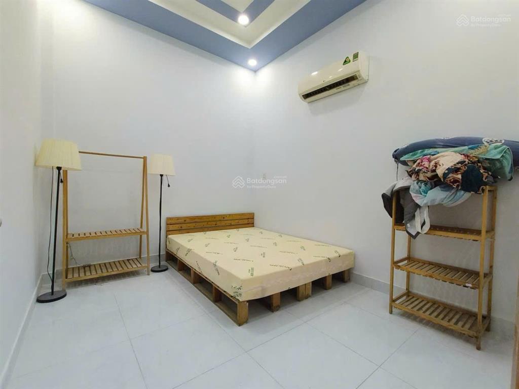 Nhà cấp 4 2pn sân oto  gần ngã 3 mỹ thành  quận 9