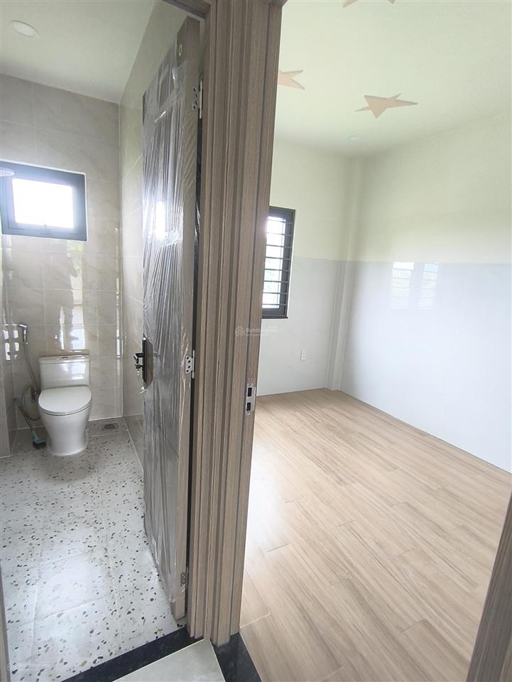 Nhà mới xây 4pn. 3wc đường lò lu, trường thạnh  quận 9