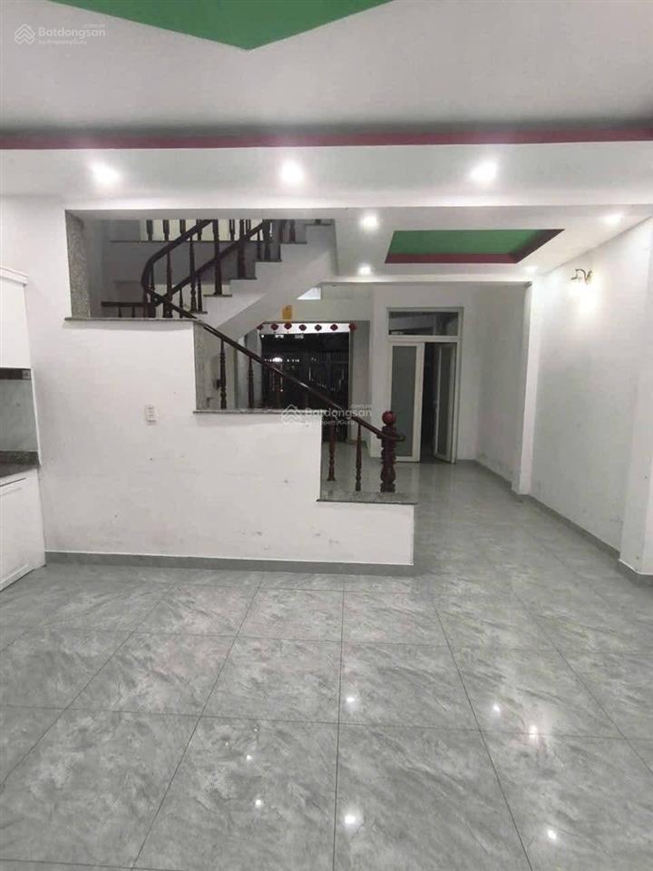 Cho thuê nhà 3pn  phường hiệp phú, gần lê văn việt, ngã 4 thủ đức