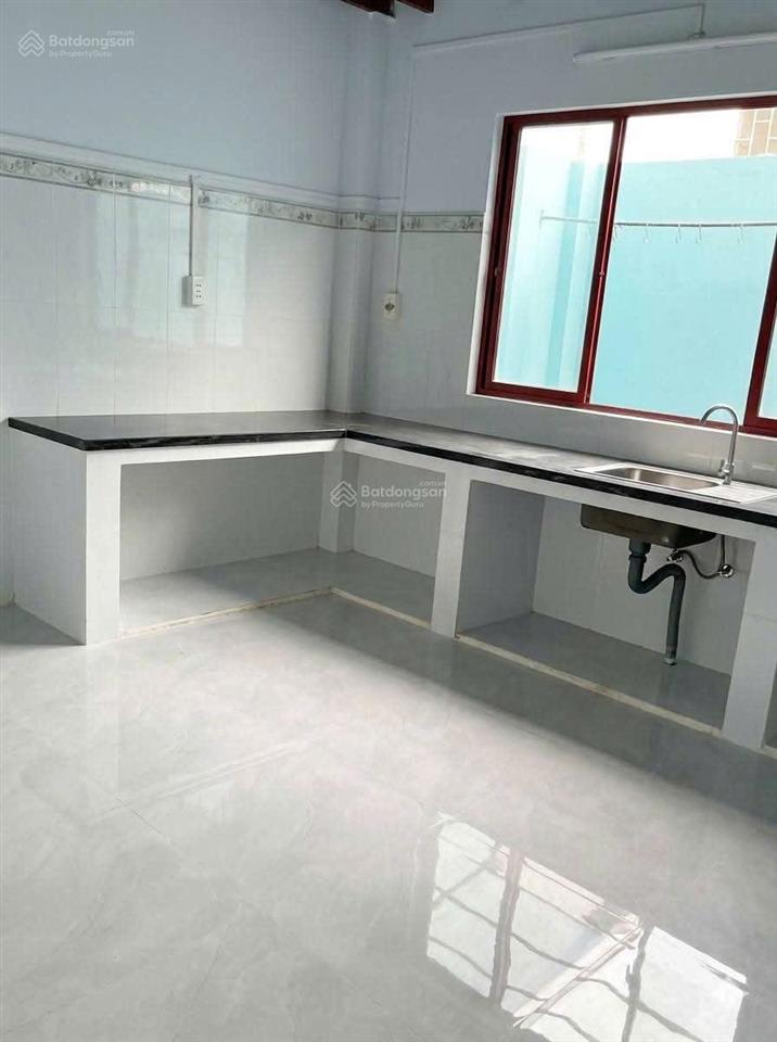 Nhà mới xây 100%  đường 182 tăng nhơn phú a, quận 9