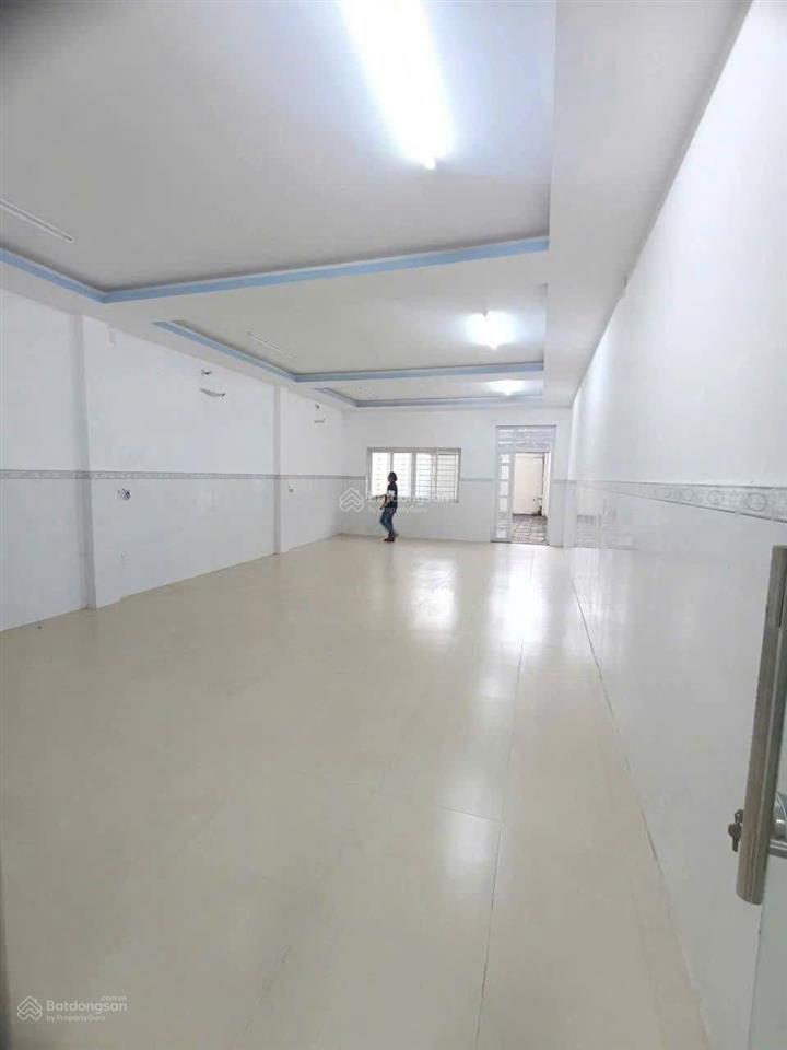 Cho thuê nhà siêu rộng  đường hoàng hữu nam, quận 9 cũ