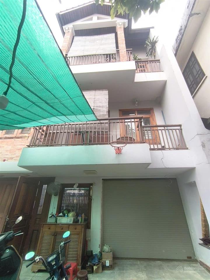 Cho thuê biệt thự, gần hoàng diệu 2, thủ đức