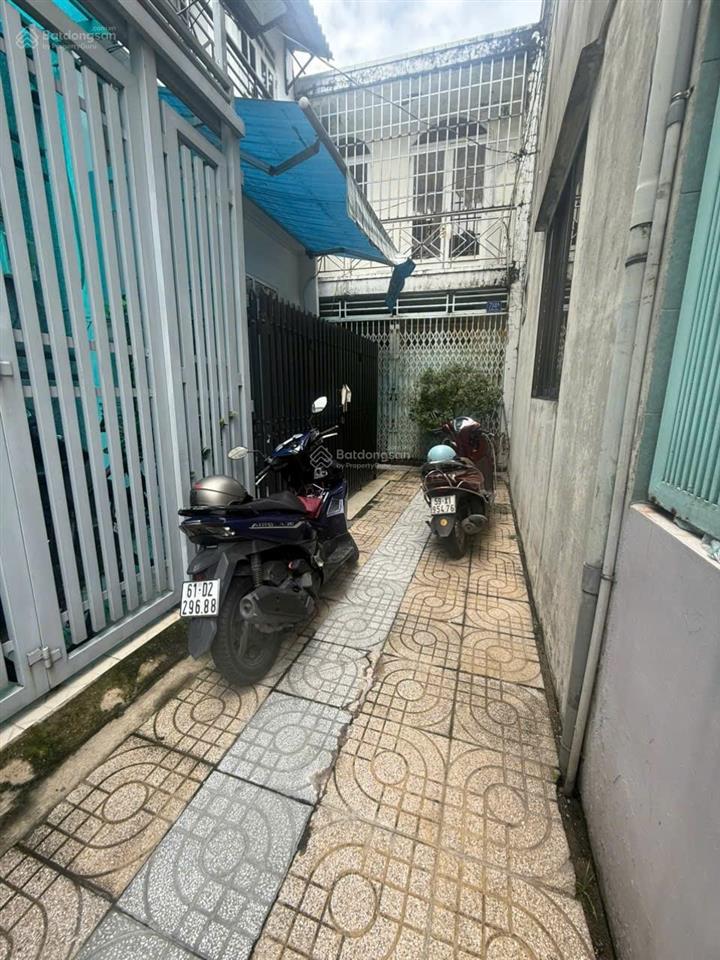 Nhà 3pn. 3wc hẻm 3 gác  đường số 6 linh tây, thủ đức (sát phạm văn đồng)