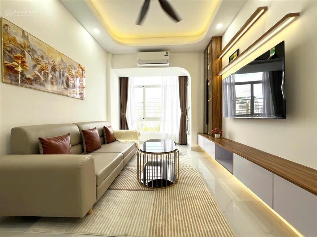 Chào bán căn hộ view hồ bơi giá chốt 5.2 tỷ có sẵn dòng tiền