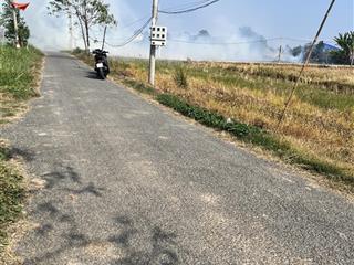 Bán gấp đất nền 2700m2 tại xã tân tập, 6,9 tỷ, mặt tiền 55m