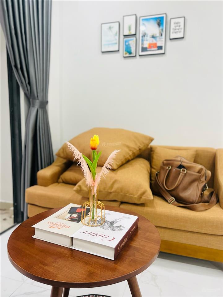 Cần bán lại căn hộ charm city 2 phòng ngủ 1 toilet có nội thất