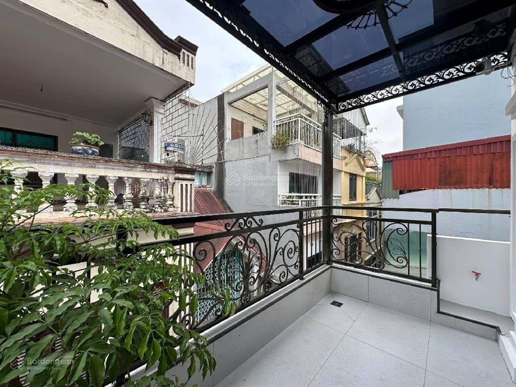 Siêu phẩm đống đa nguyễn chí thanh ô tô 7 tầng thang máy