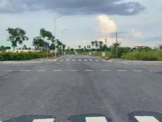 Người nhà gửi bán lô đất cổng bệnh viện bạch mai view công viên vị trí đẹp, giá mềm.