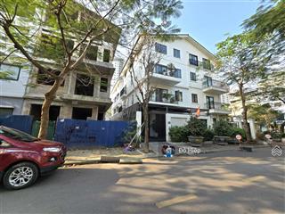 Bán biệt thự c37 bắc hà tố hữu 135m mặt tiền 12m