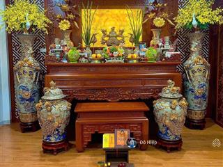 Lô góc phùng khoang  vỉa hè  ô tô tránh  khu cán bộ bạch mai