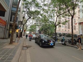 Hiếm nhà phân lô lê văn lương  65m  ô tô tránh  31.9 tỷ