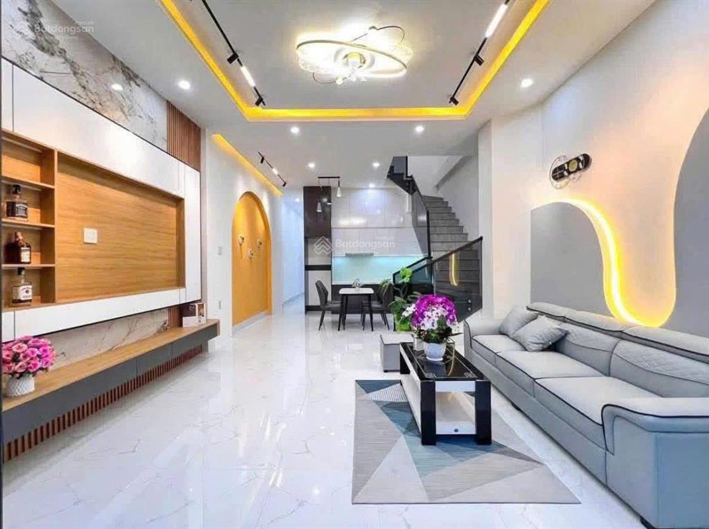 Chính chủ bán nhà lầu mới hoàn thiện ngay cuối đường đồng khởi chỉ 688tr sở hữu ngay