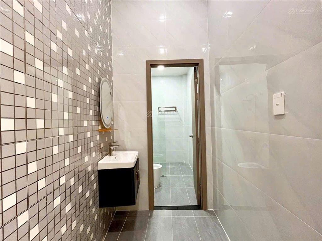 Hạ giá sập sàn nhà lầu vừa hoàn thiện sát tt biên hòa chỉ 500tr sở hữu ngay