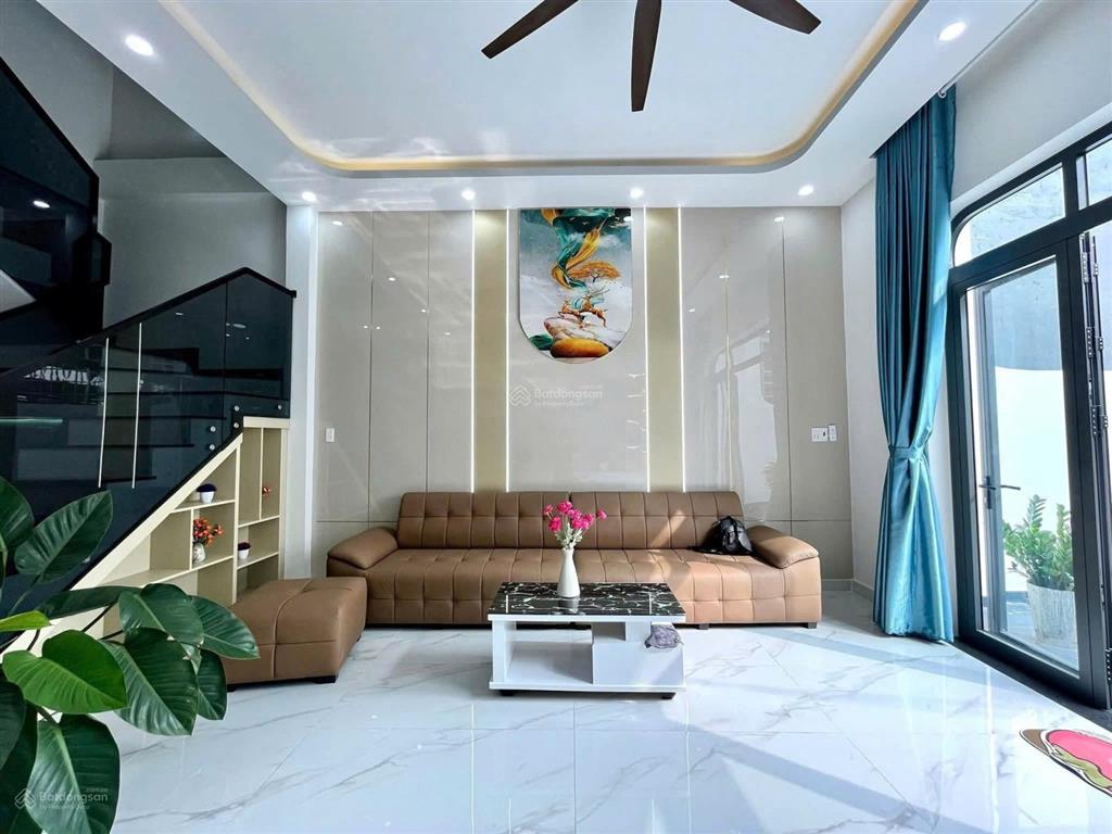 Hạ giá sập sàn nhà lầu vừa hoàn thiện sát tt biên hòa chỉ 500tr sở hữu ngay