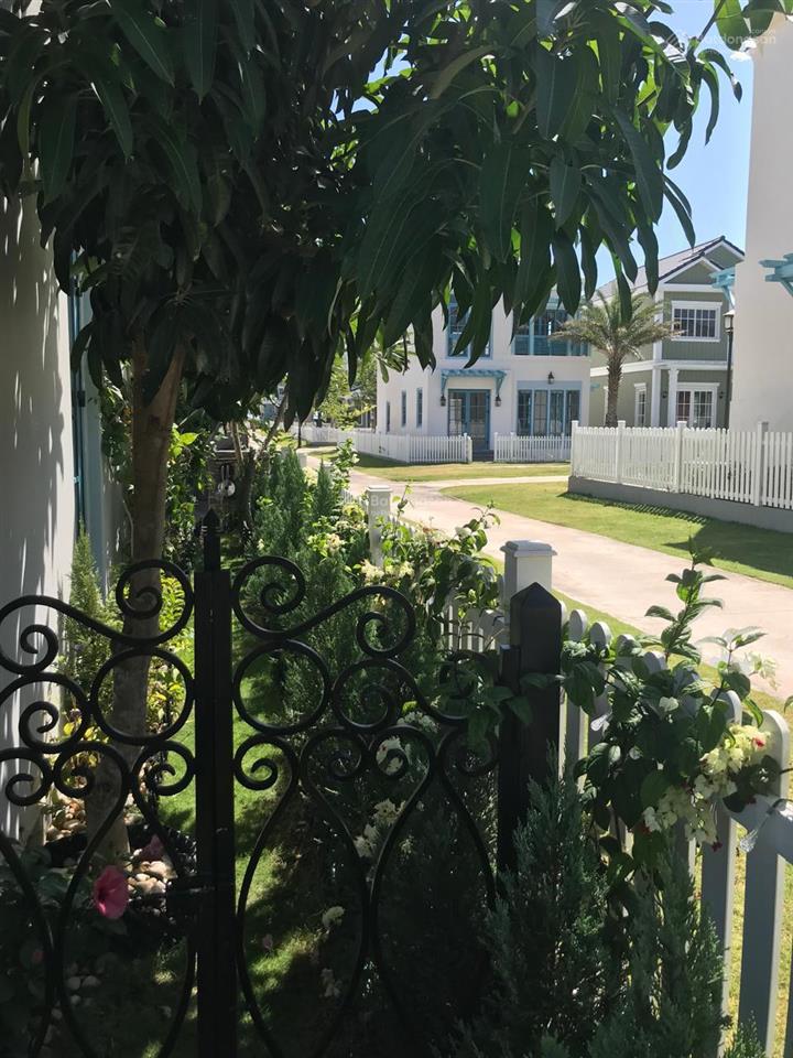 Bán gấp căn villa góc 200m2 có 1 không 2 với nội thất độc đáo và hiếm có tại novaworld phan thiết