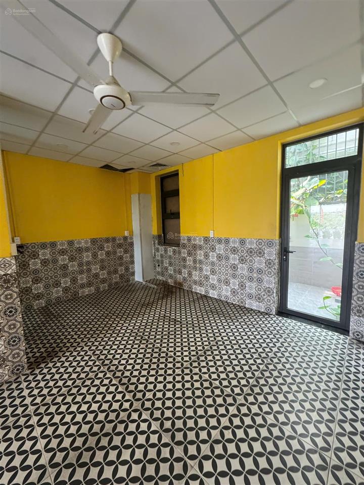 Cho thuê shophouse lakeview 5 tầng mặt tiền song hành thang máy, nhà mới, giá 54tr!
