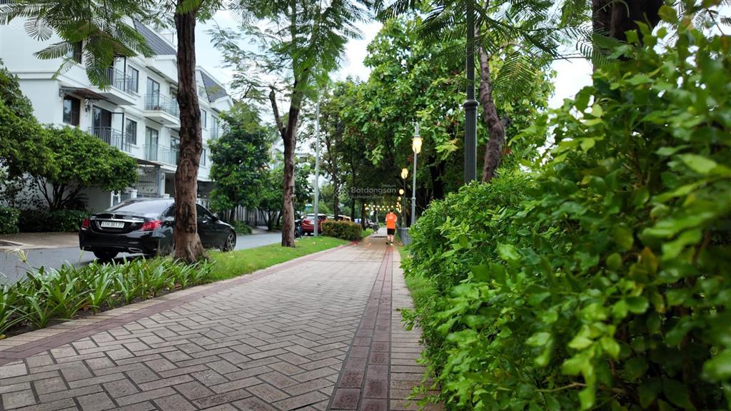 Mặt bằng kinh doanh đắc địa song hành lakeview city, có thang máy chỉ 39 triệu