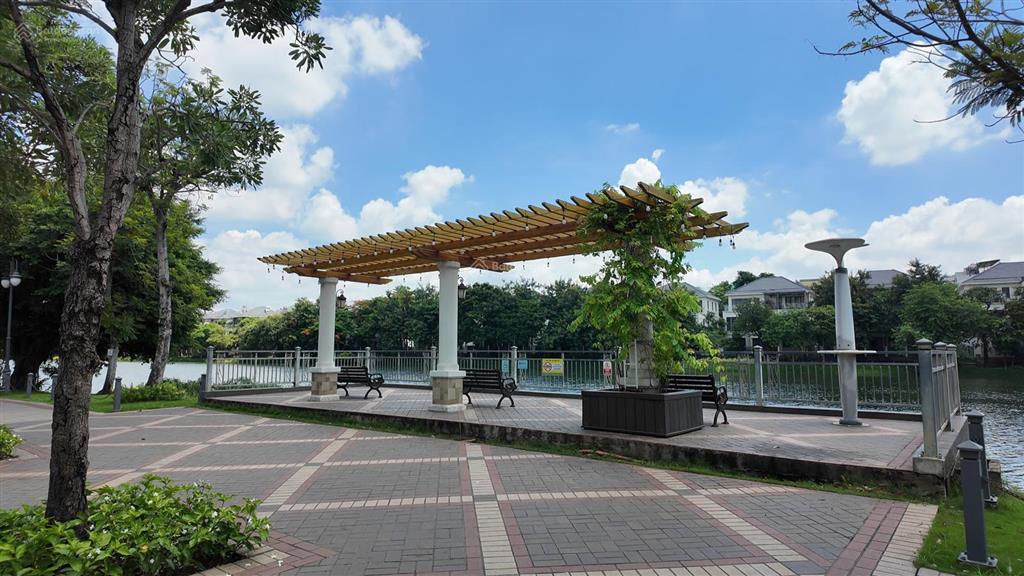 Mặt bằng kinh doanh đắc địa song hành lakeview city, có thang máy chỉ 39 triệu