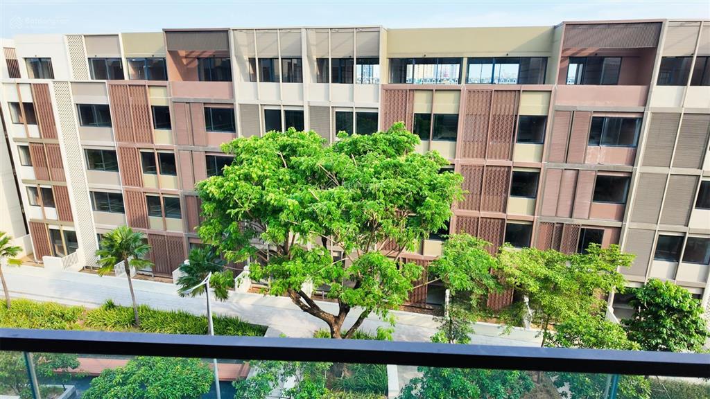 Bán gấp soho the global city trực diện công viên, 1 trệt 4 lầu, có thang máy