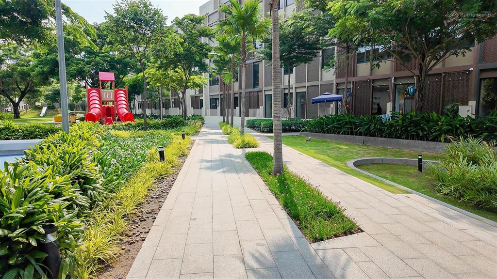 Bán gấp soho the global city trực diện công viên, 1 trệt 4 lầu, có thang máy
