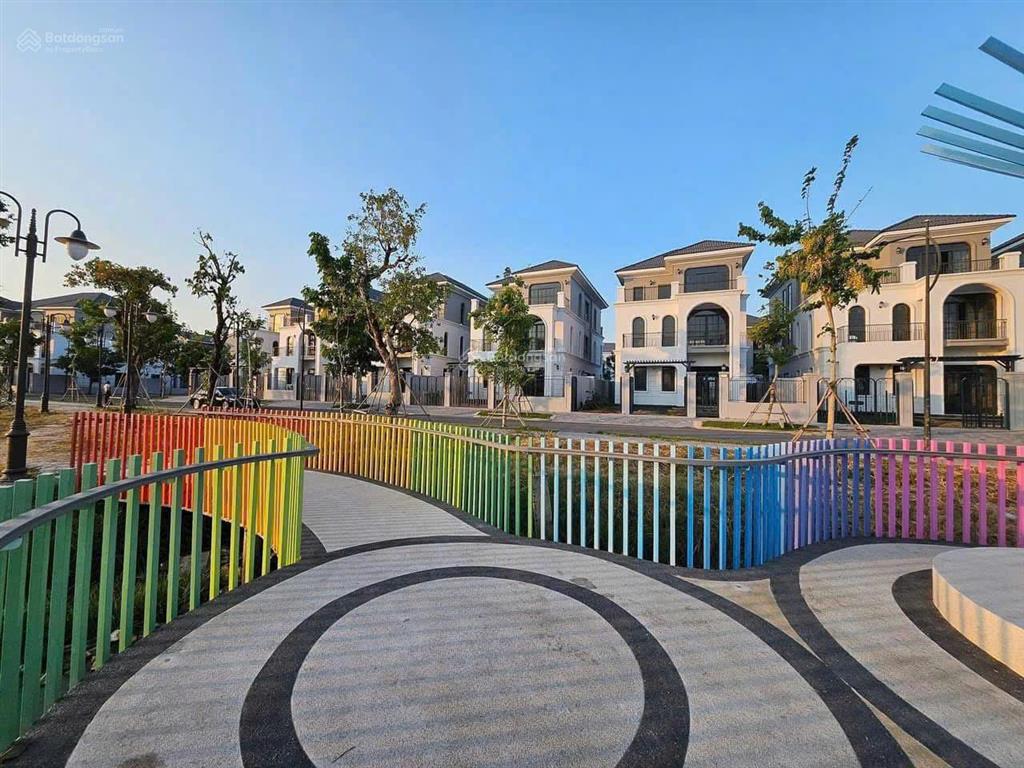 Bán gấp cắt lỗ nhà phố palm city  ngay nút giao cao tốc  vđ3  sổ hồng giá chỉ 11 tỷ