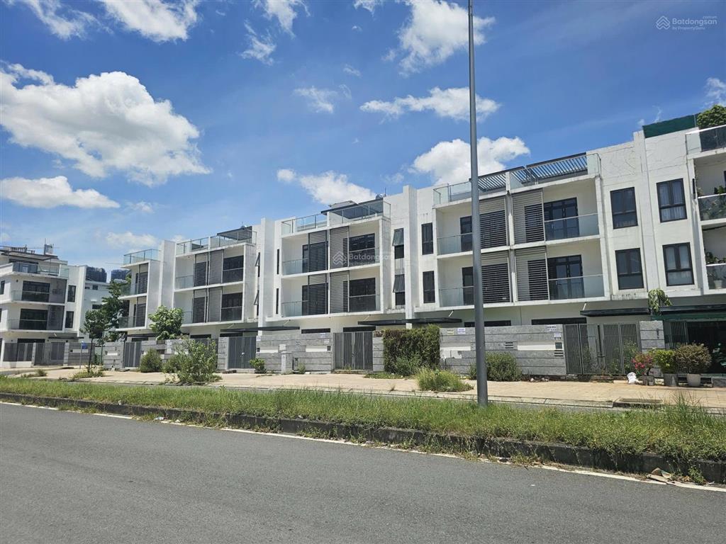 Bán gấp nhà phố an phú new city mặt tiền vũ tông phan hướng bắc | nhà thô | sổ hồng | giá 49,5 tỷ