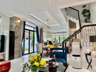 Biệt thự ven hồ lakeview city 176m  view hồ thoáng đẹp, nội thất sang trọng, giá 54,99 tỷ