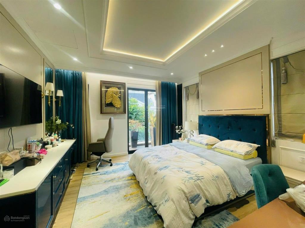 Biệt thự ven hồ lakeview city 176m view hồ thoáng đẹp, nội thất sang trọng, giá 54,99 tỷ