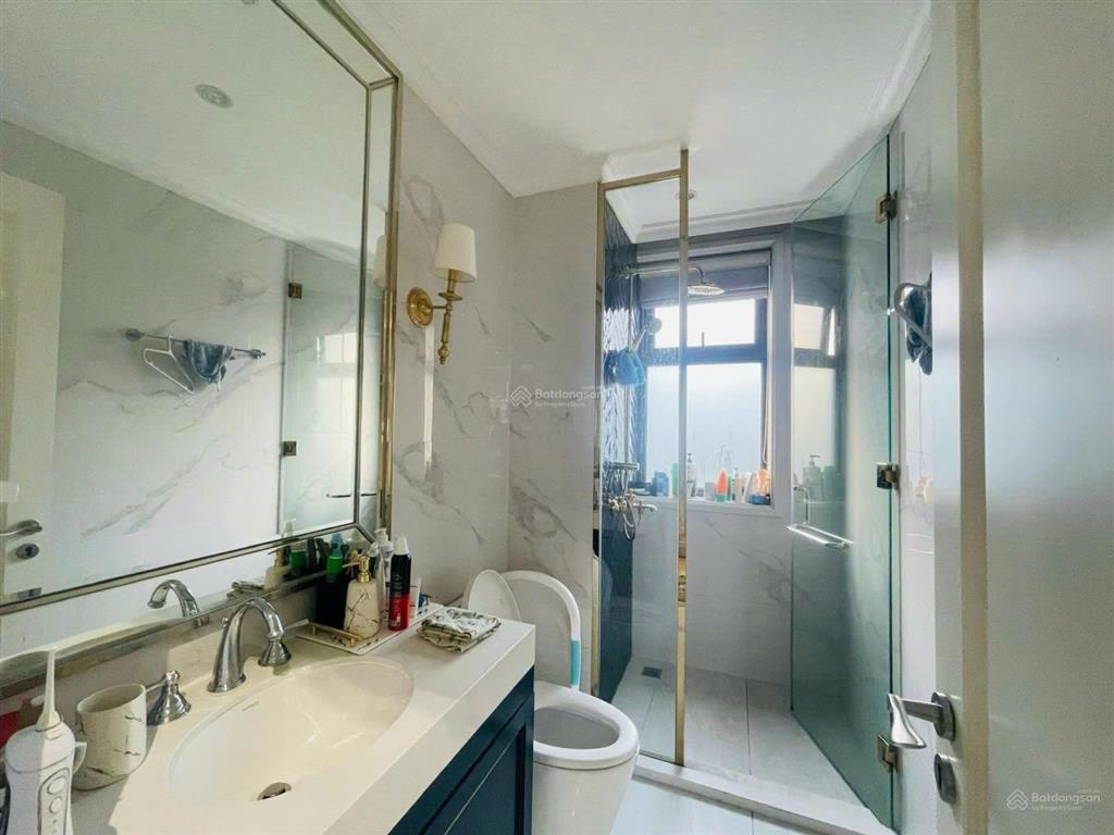 Biệt thự ven hồ lakeview city 176m view hồ thoáng đẹp, nội thất sang trọng, giá 54,99 tỷ