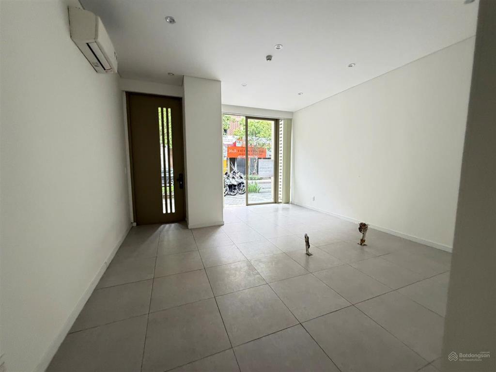Bán nhà phố tm soho residence sầm uất đã có sổ hồng | 29 tỷ all in| giá gốc 45 tỷ  lời ngay 18 tỷ